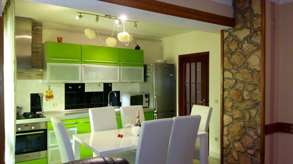 Apartment Zen พูลา ภายนอก รูปภาพ